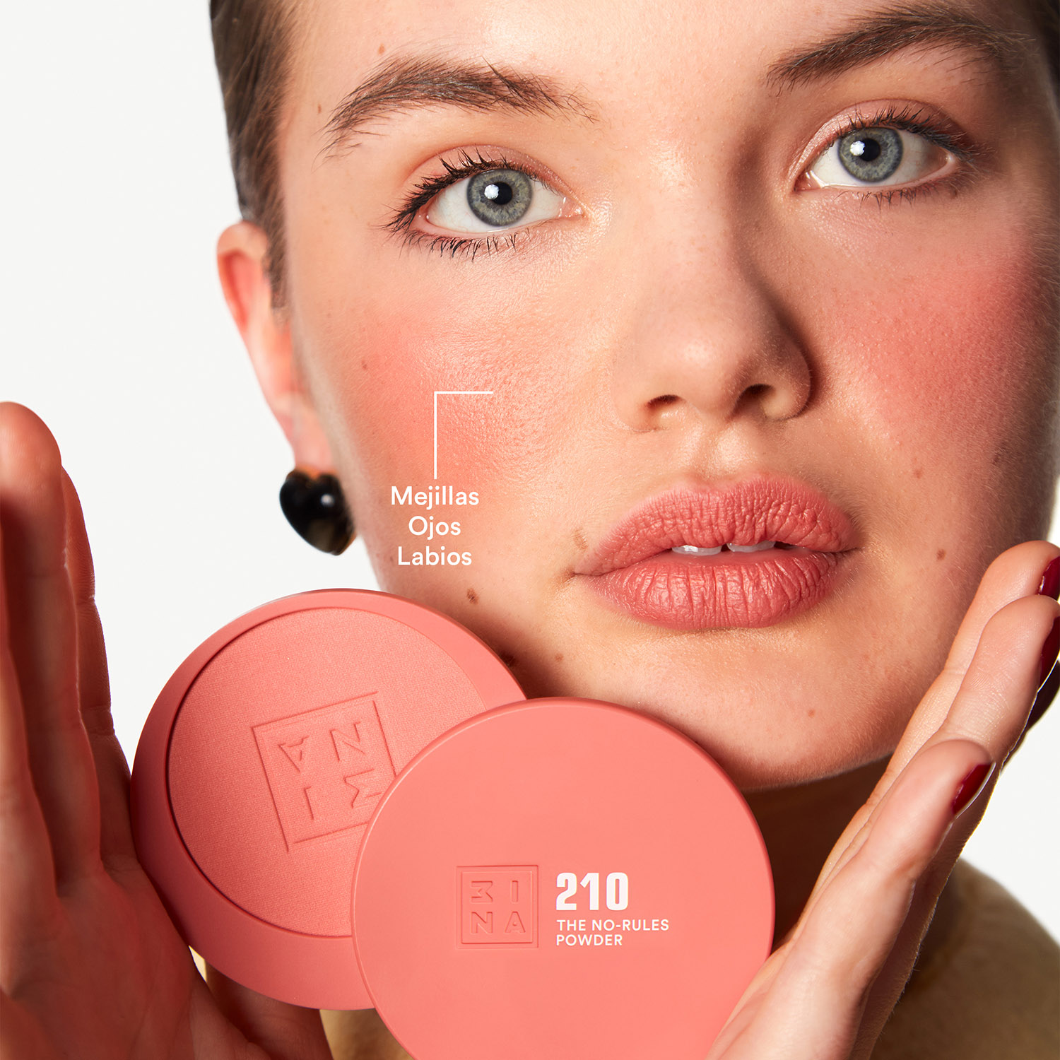 THE NO-RULES POWDER (POLVO COMPACTO PARA ROSTRO)